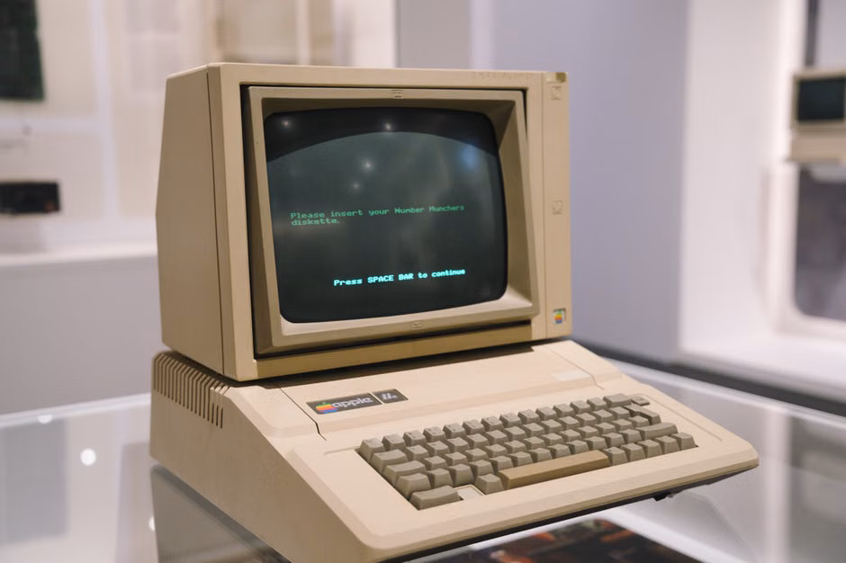 Historical computer illustration related to the Bret Whissel amortization calculator